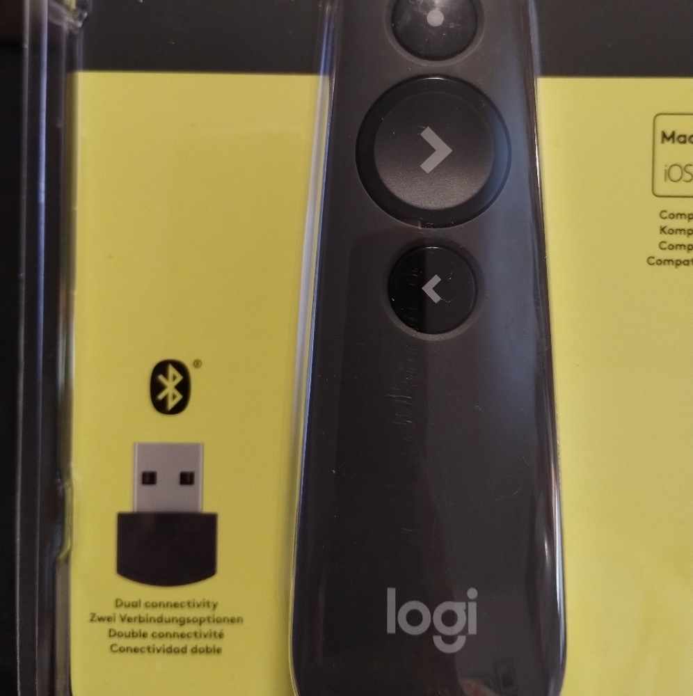 Logitech Wireless Presenter Remote - Picture 2 of 4